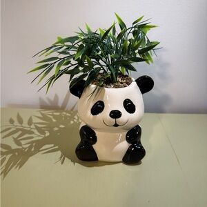 Panda faux plant